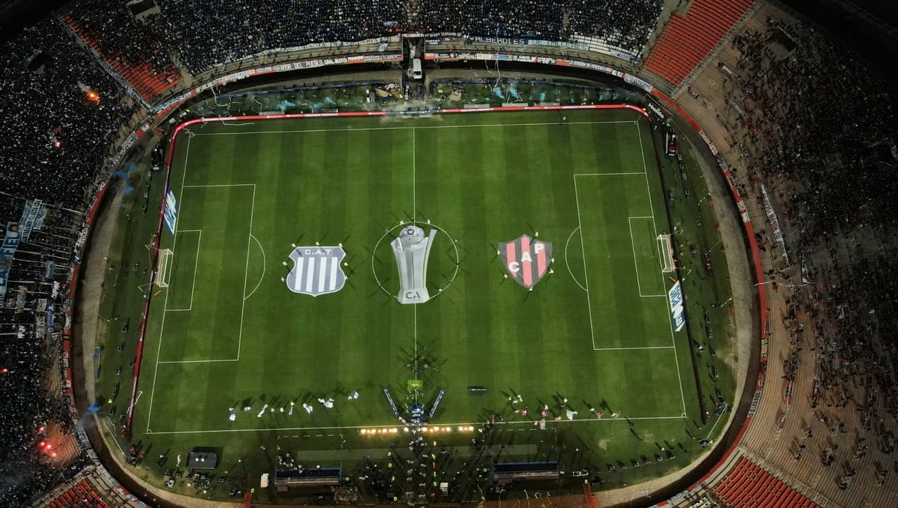 El domingo, lo mismo que un derbi y con dos despedidas oficiales