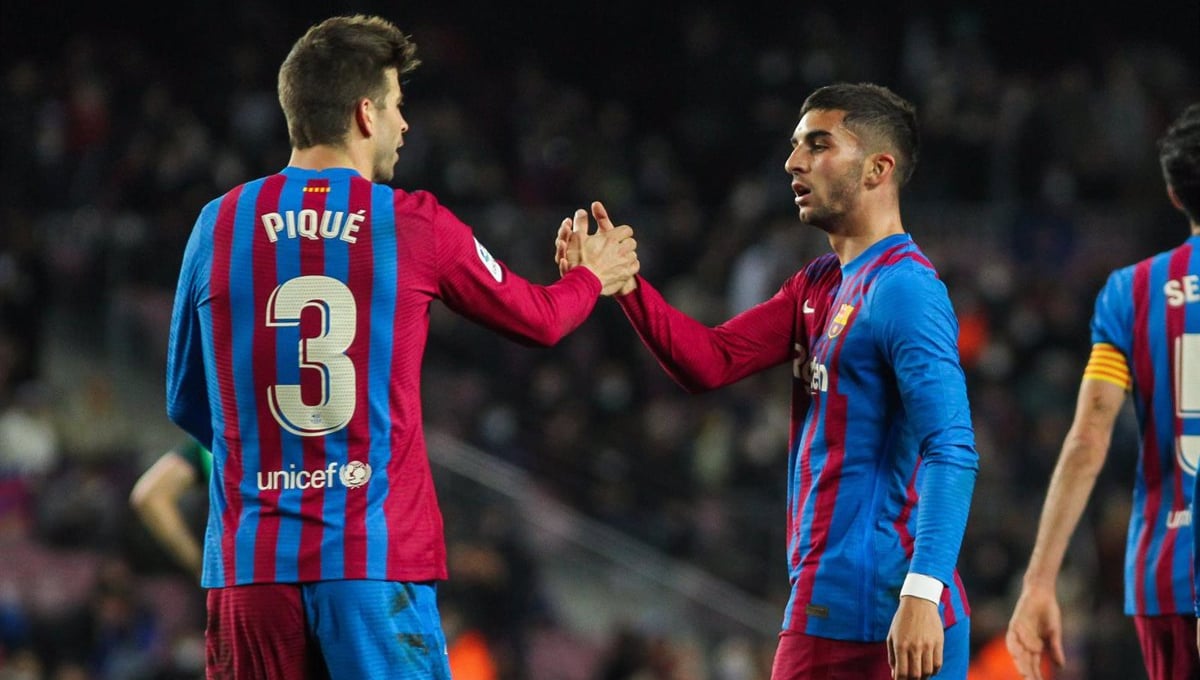 Piqué mete cizaña y se regodea de la manita del Barcelona al Betis