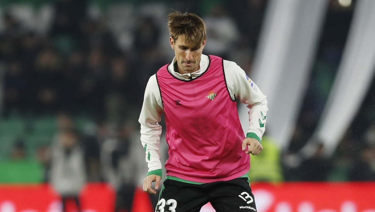 Los potenciales sustitutos de Miranda en el Betis