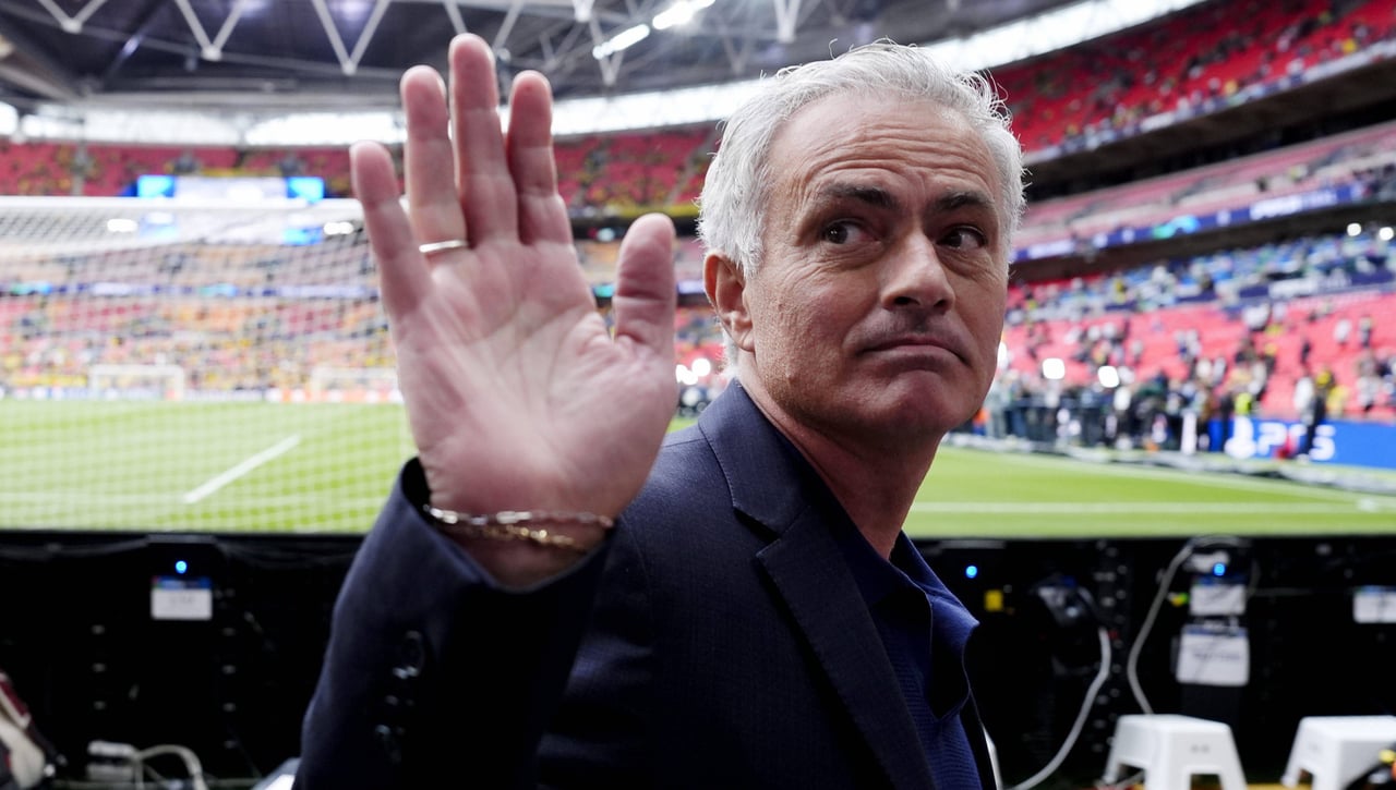 Mourinho amenaza un difícil objetivo del Sevilla 