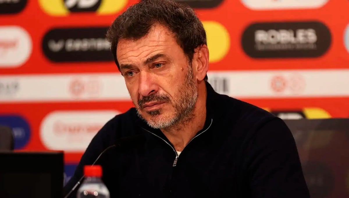 Ya es oficial: Jesús Galván se marcha del Sevilla FC después de pasar dos años al frente del filial