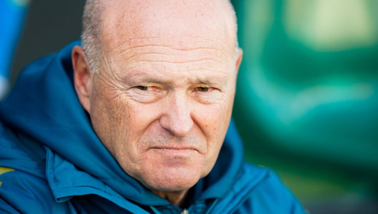 La plaga de lesiones deja a Pepe Mel entre la espada y la pard