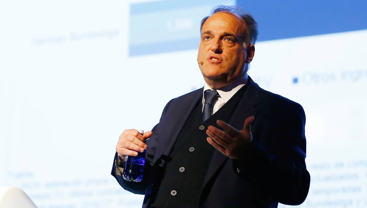 Tebas vuelve a la carga contra Rubiales y se acuerda de Pedro Rocha