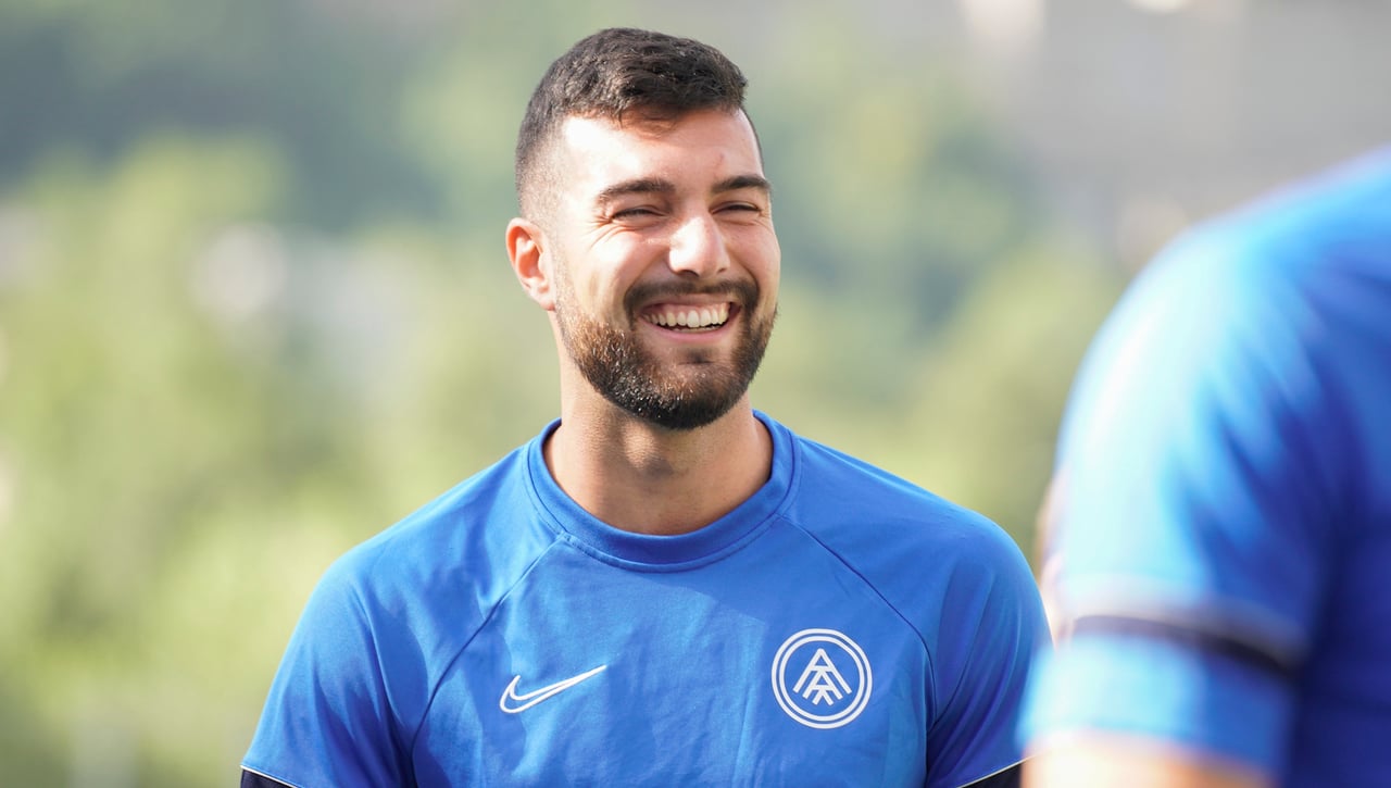 El Tenerife trata de 'birlar' un fichaje al Sporting de Gijón