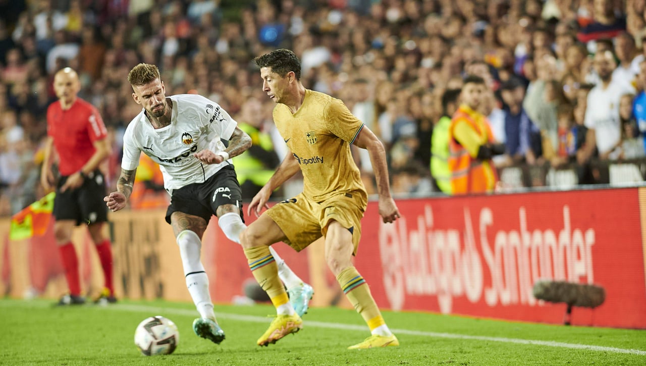 Alineaciones Valencia - Barcelona: Alineación posible de Valencia y Barça en el partido de hoy de la LaLiga EA Sports