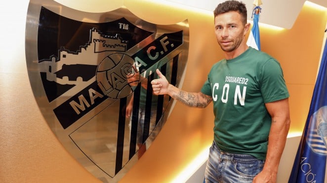 Oficial | El Málaga rompe el mercado y ficha a Rubén Castro