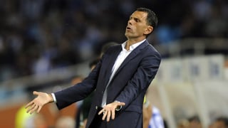 Gustavo Poyet, en peligro