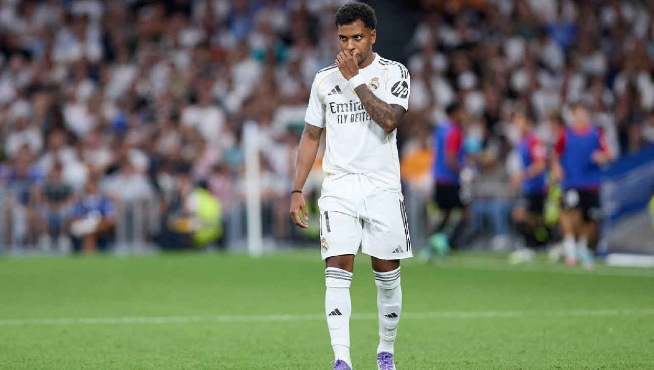Rodrygo cada vez más fuera del Real Madrid