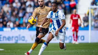 Yvan Neyou da la sorpresa 