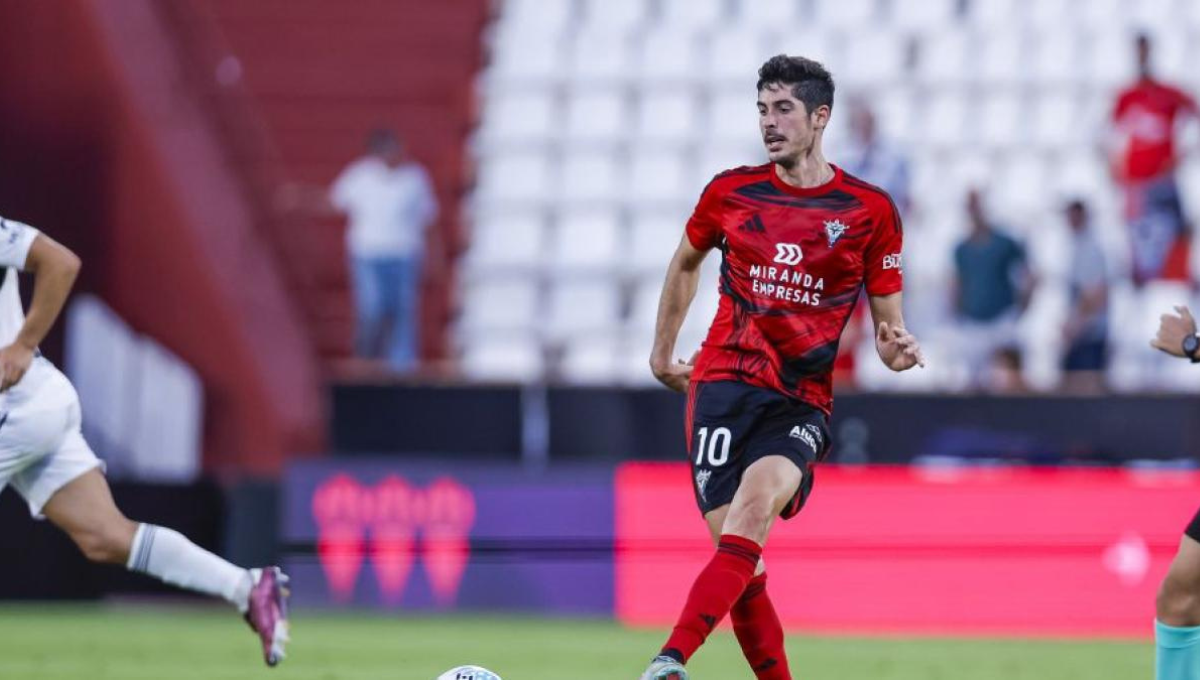 Se confirma lo del fichaje de Carlos Fernández 