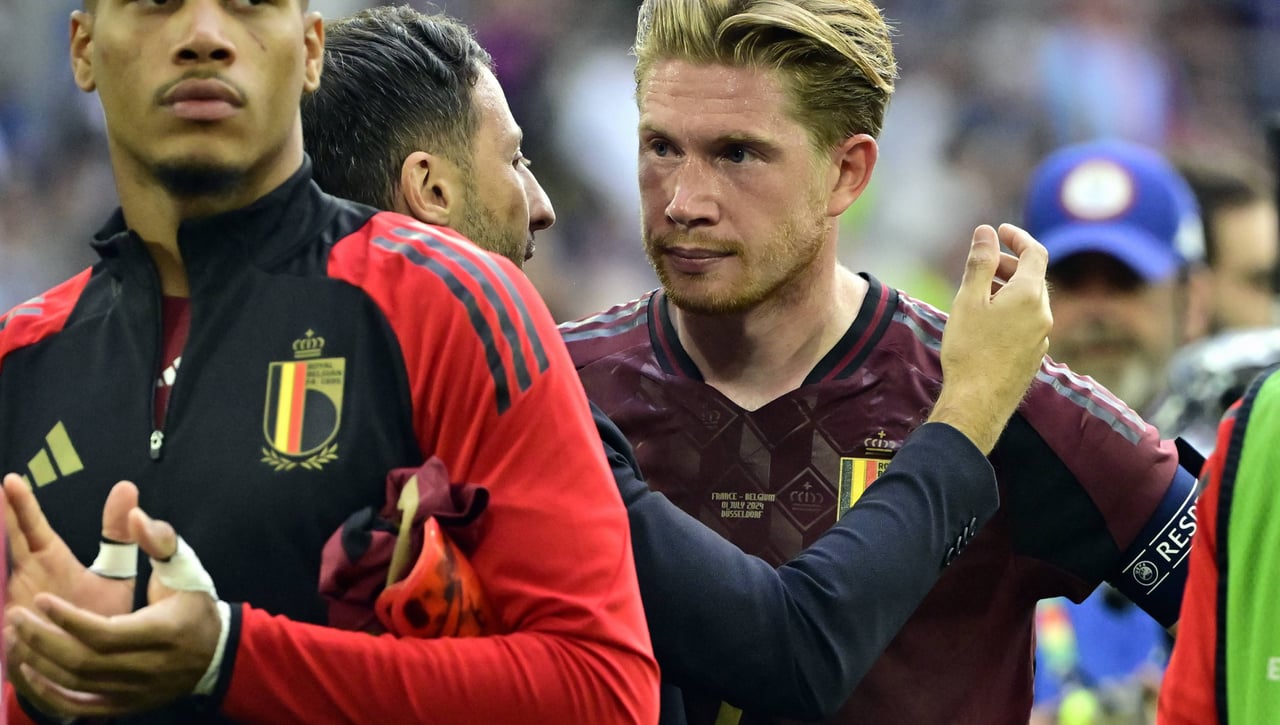 De Bruyne se las tiene con un periodista: "Estúpido"