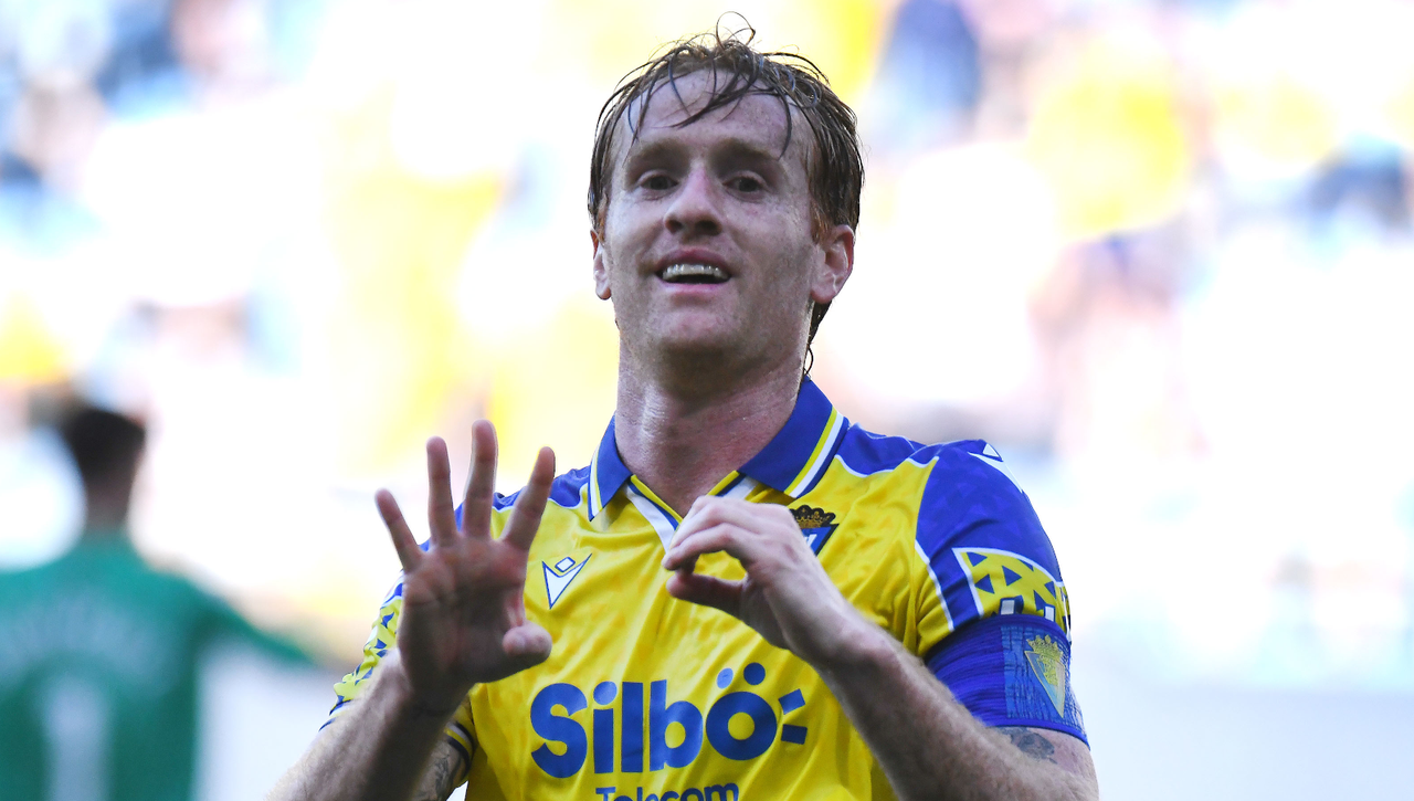 Un nuevo equipo para Álex Fernández