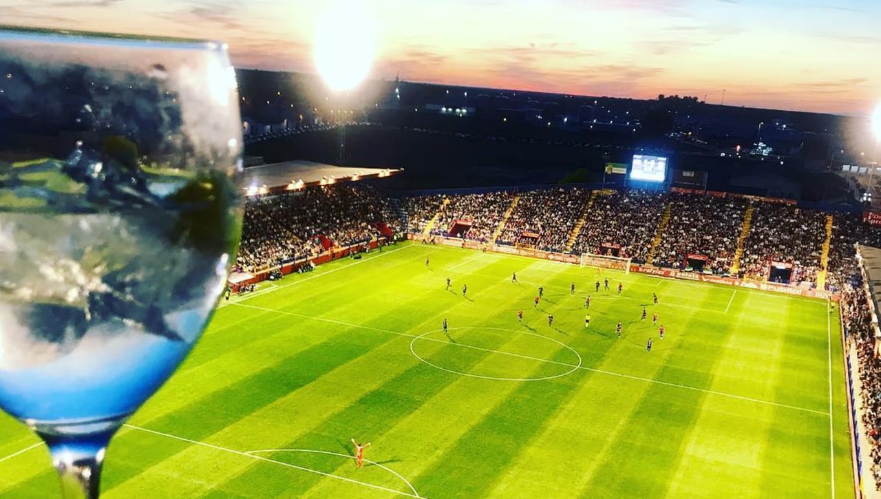 Casi cien espectadores extra pese al 'No hay billetes' en Almendralejo; en Quintanar van a contrarreloj