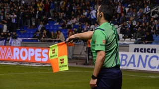 Así nació la norma del fuera de juego posicional (y el debate que sigue vivo)