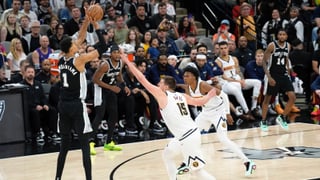 Wembanyama pone patas arriba la NBA