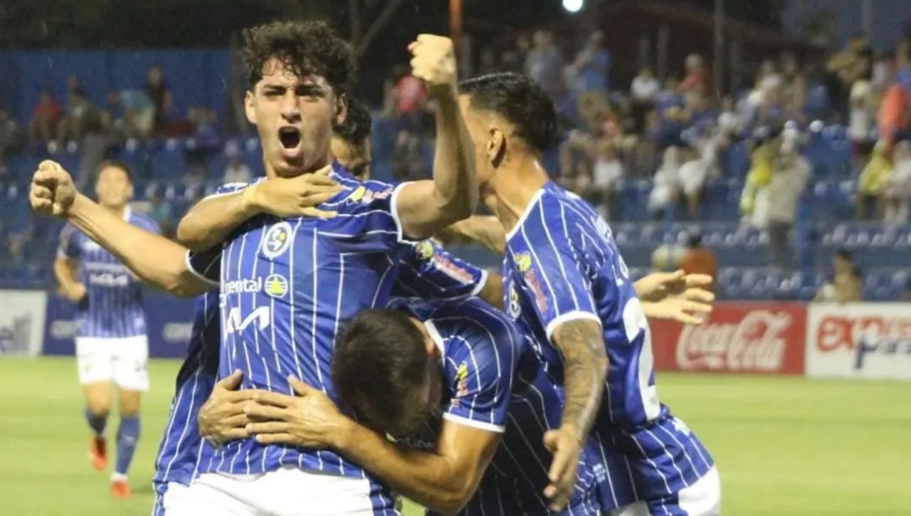 'Betis Talent' no pierde de vista a un emergente delantero paraguayo