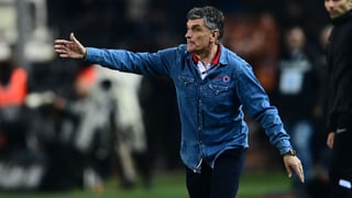 Mendilibar vapulea al líder y mete al Olympiacos en la pelea 