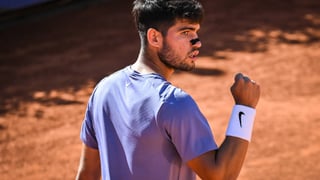 Carlos Alcaraz da el primer golpe a Sinner en Roma