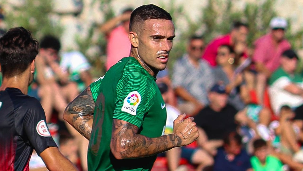 Tres bajas fijas, dos lo tienen difícil, cuatro son duda... el 'parte de guerra' del Elche para visitar el Betis