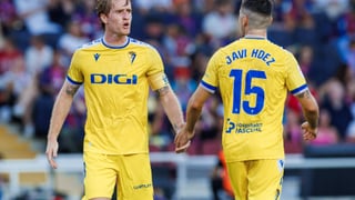 El futuro de Álex Fernández, en el aire