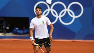 Carlos Alcaraz tiene suerte en su camino al oro 