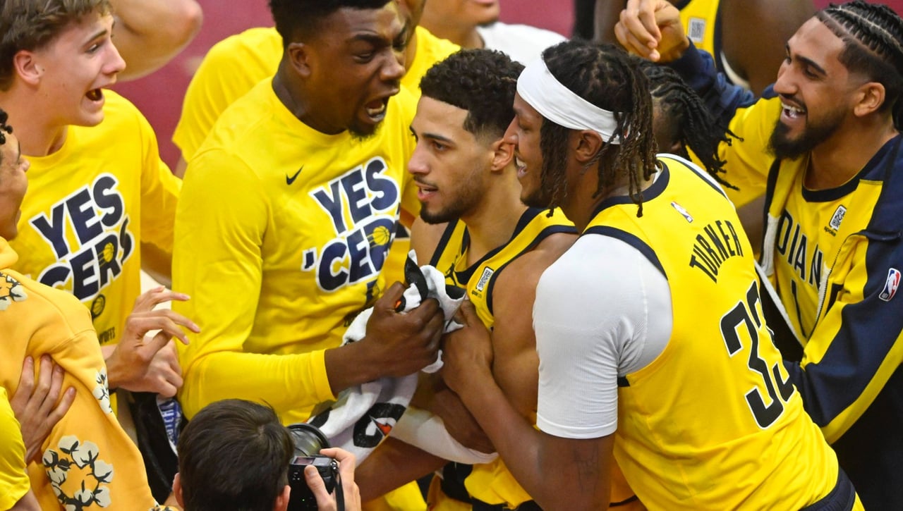 Tyrese Haliburton la lía en Cleveland