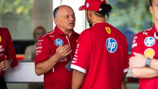 Hamilton se cansa y da un ultimátum a Ferrari
