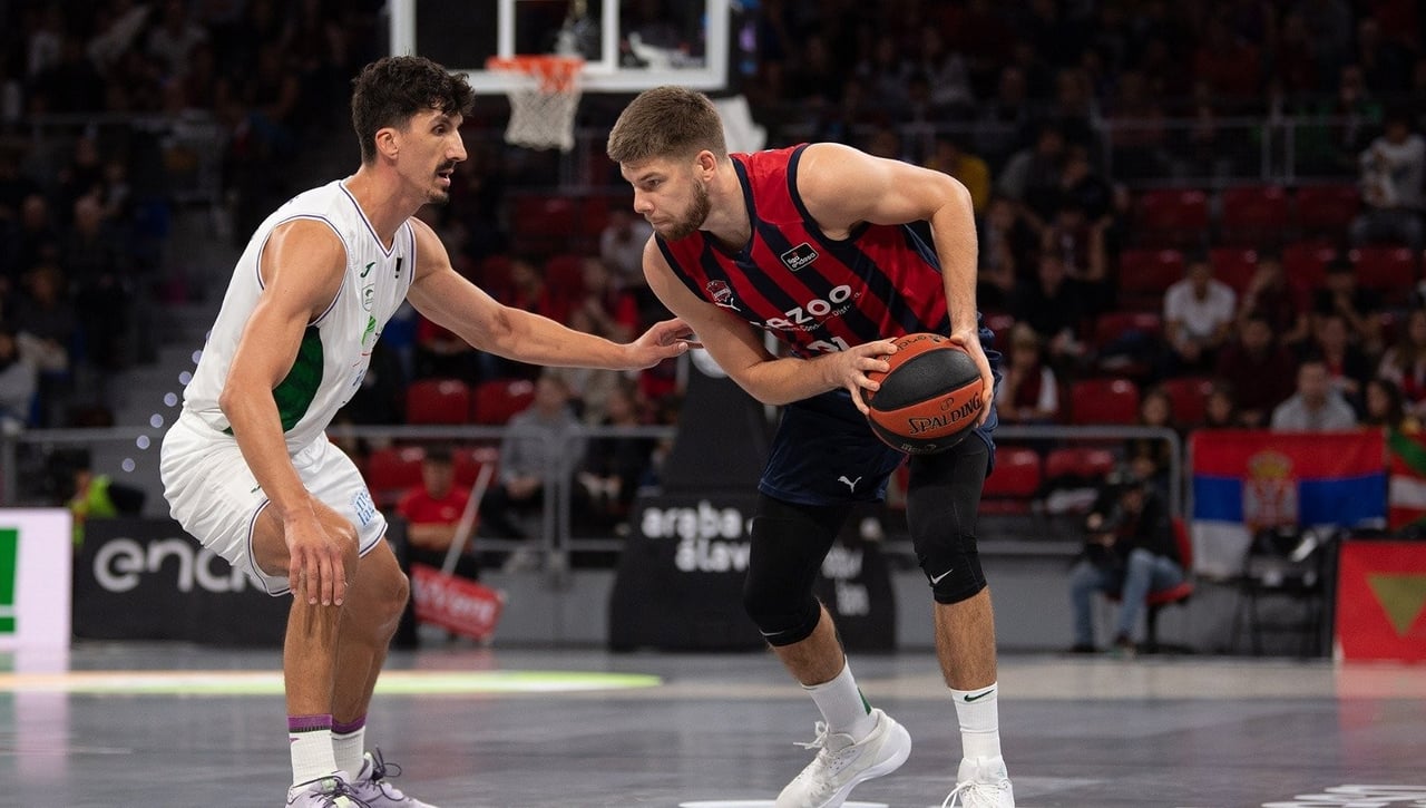 Baskonia 103-89 Unicaja: La intensidad y la puntería tumban a Unicaja en su debut en la ACB