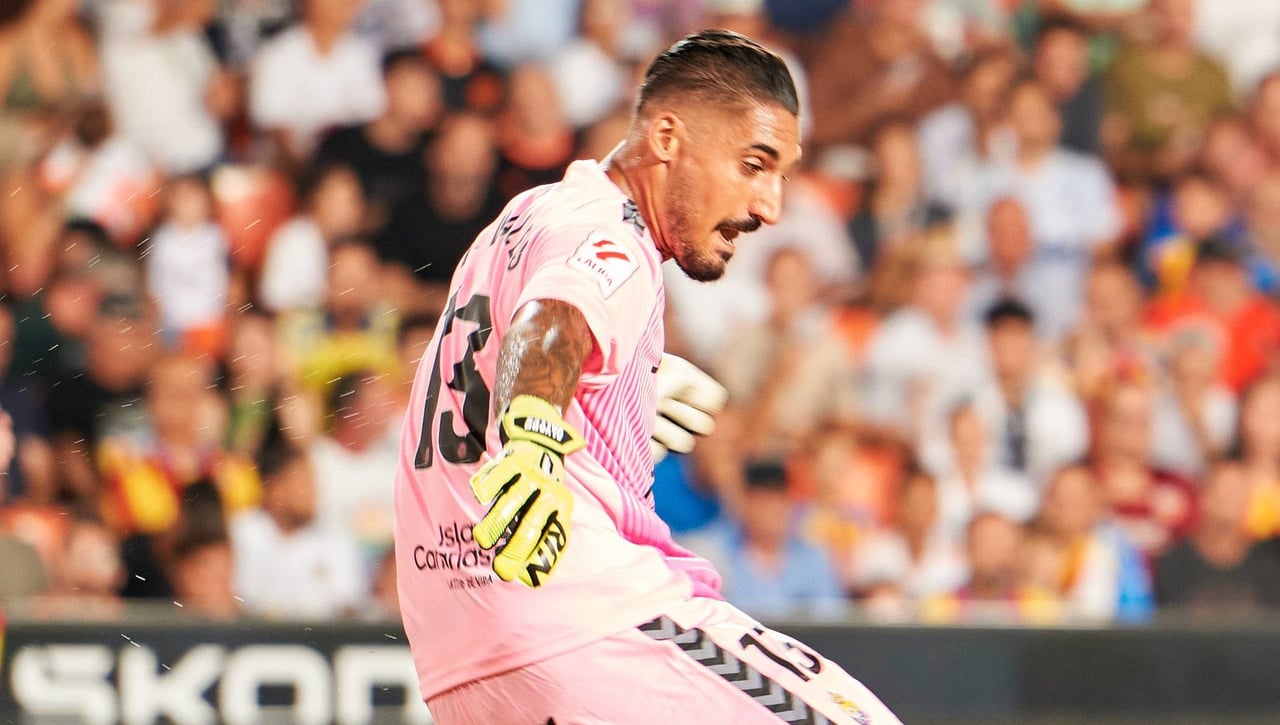 Las Palmas abre las posibilidades con Álvaro Valles