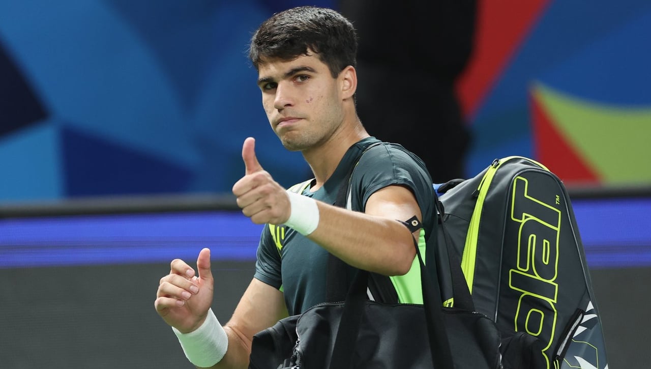 Carlos Alcaraz dice 'adiós' a la temporada tras la debacle del Masters 1000 París-Bercy