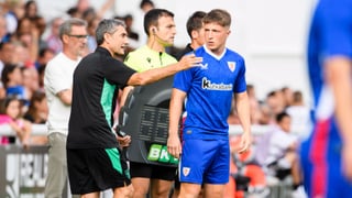 Valverde da pistas con la portería... y con Martón