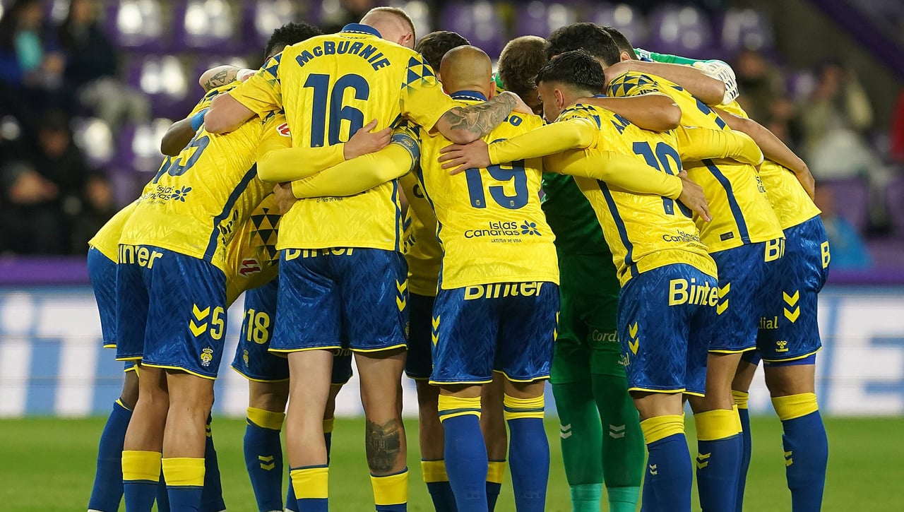 Desbandada de jugadores en Las Palmas a final de temporada
