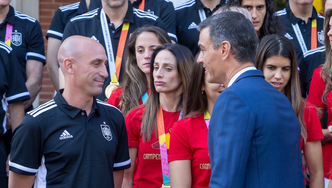 Luis Rubiales en el ojo del huracán: otro 'abuso de poder' salpica al presidente de la RFEF