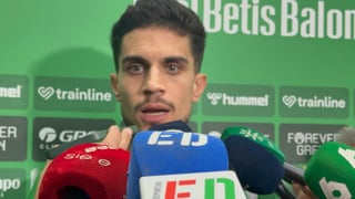 Bartra saca pecho: "Cuesta mucho, pero sentimos que hay equipo para luchar por estar lo más arriba posible"