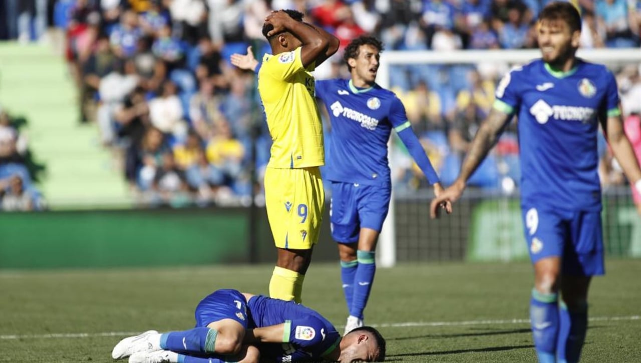 Vizcaíno se pronuncia sobre la posible salida del Choco Lozano del Cádiz