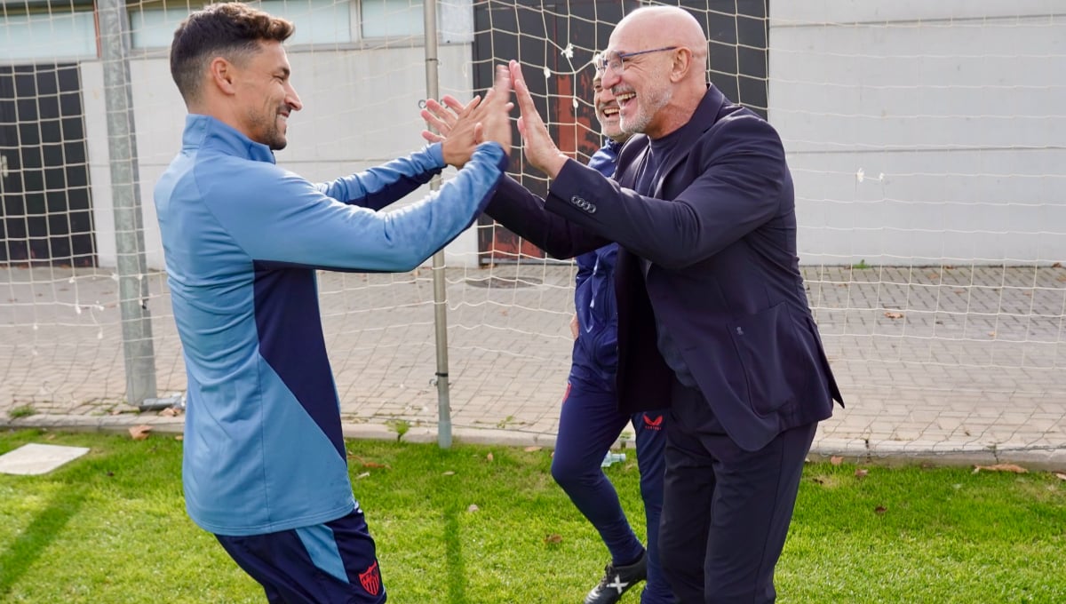 El Sevilla suma su octava baja en el entrenamiento de los campeones  