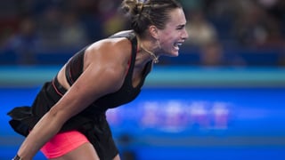 Sabalenka se estrena en las WTA Finals con una contundente victoria
