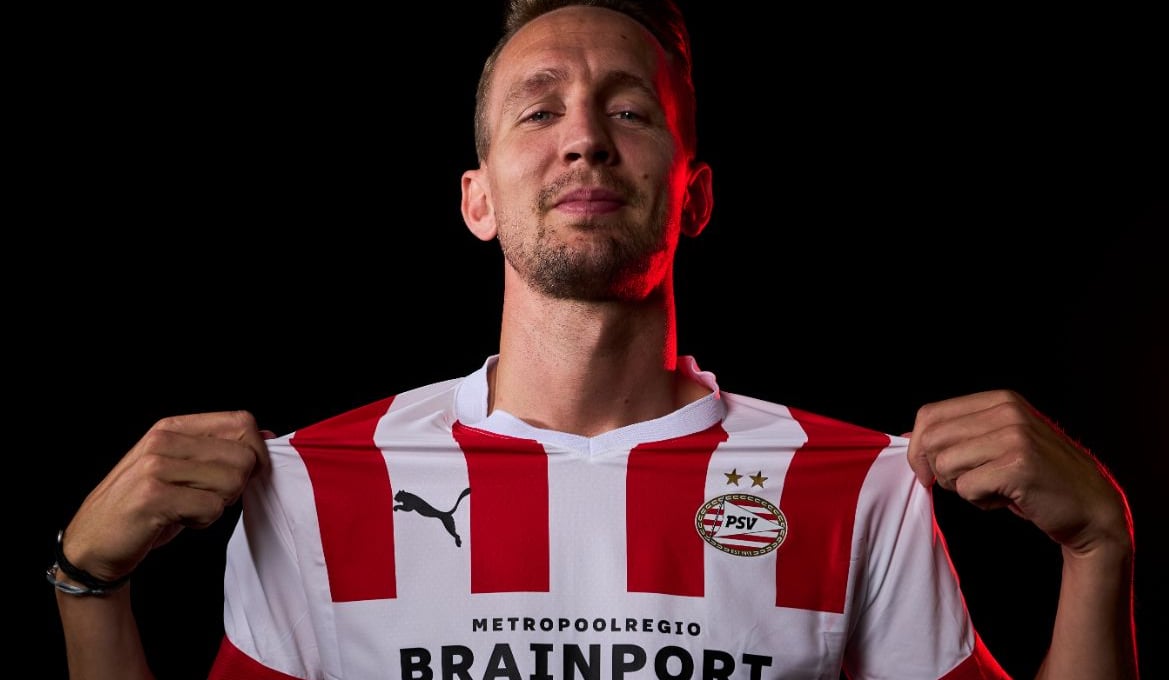 Oficial: Luuk de Jong, traspasado al PSV Eindhoven; las cifras de la operación