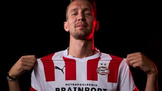 Oficial: Luuk de Jong, traspasado al PSV Eindhoven; las cifras de la operación