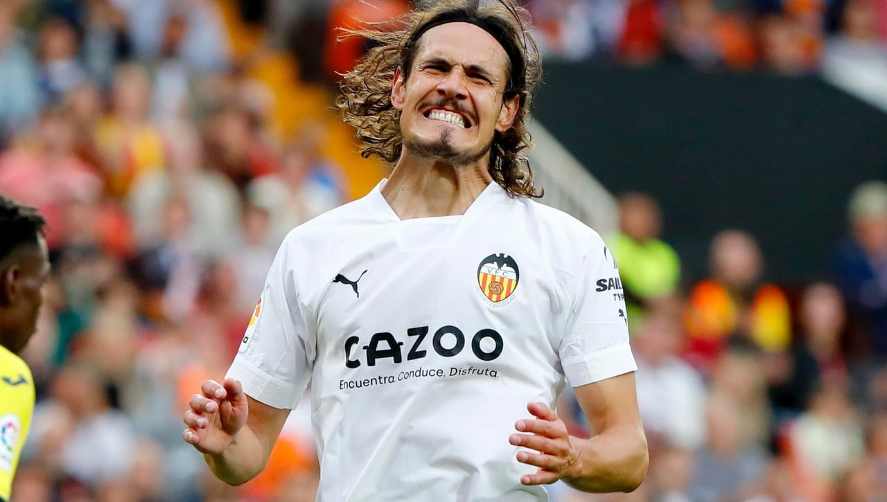 El adiós de Cavani sufre un tremendo vuelco