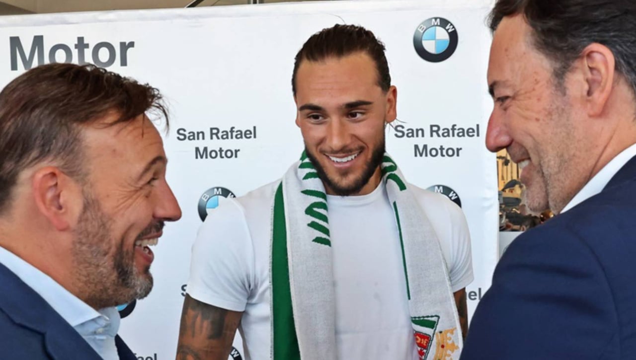 Dragisa Gudelj rompe a llorar tras pisar el césped otra vez