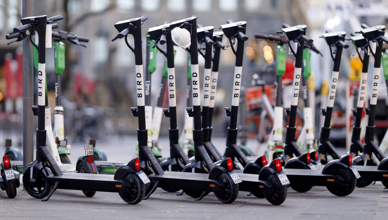 Adiós a los patinetes eléctricos, la DGT les pone fin