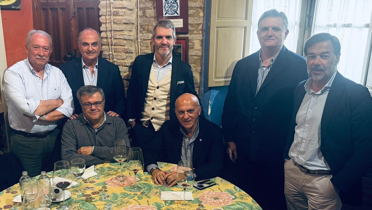 Del Nido aúna fuerzas con la venta del Sevilla flotando en el ambiente