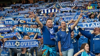 Las peñas del Oviedo se rebelan tras el veto al Rayo Vallecano y exigen que el club rectifique