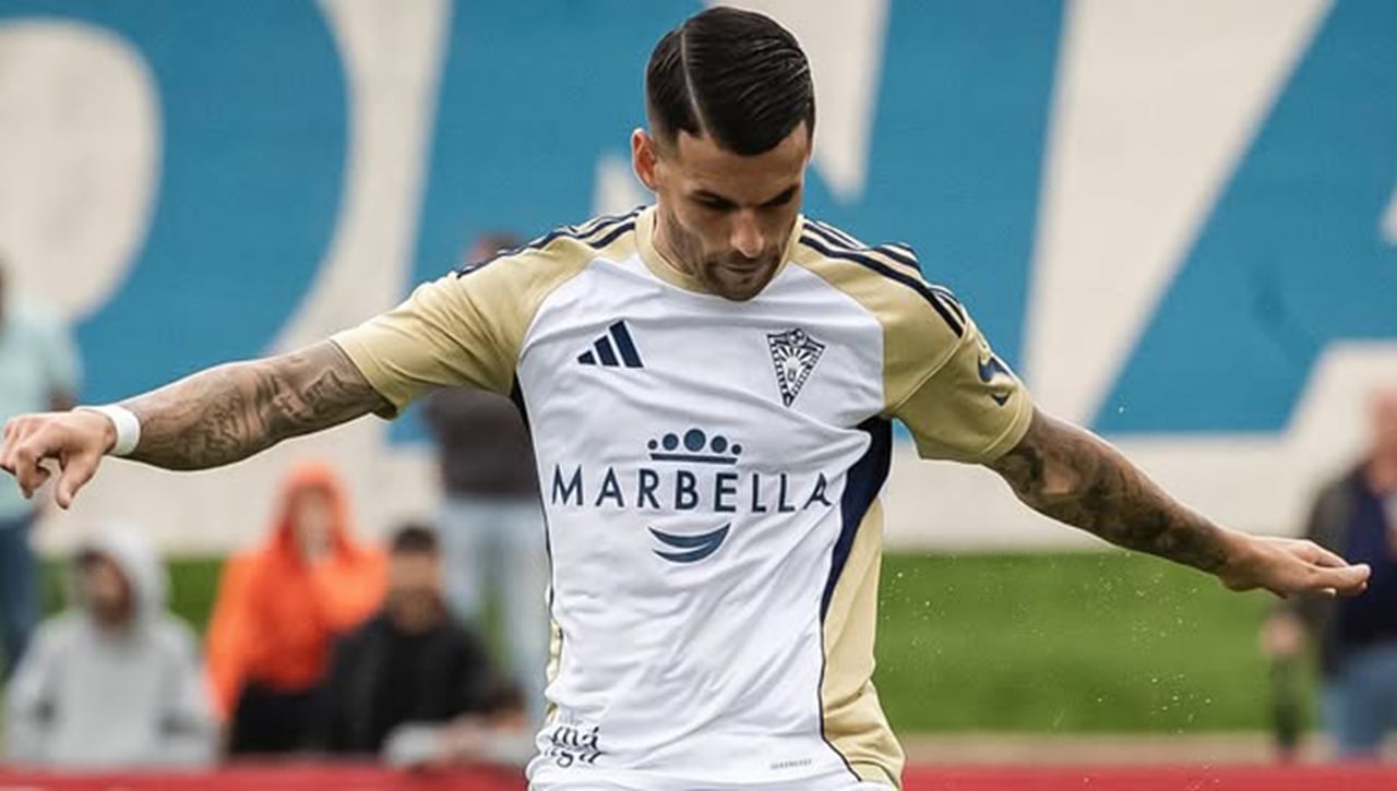 Álex Martínez: "El Betis es el club de mi vida y será especial"