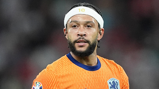 Duda del fichaje de Memphis Depay