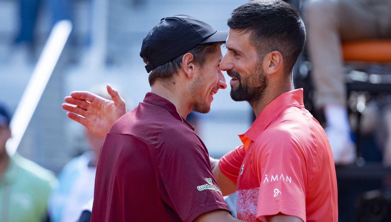Arnaldi se lo confiesa a Djokovic tras vencerle
