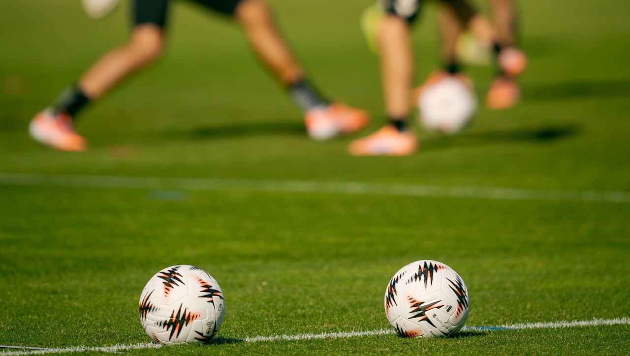 La portada de ESTADIO Deportivo para el jueves 6 de noviembre de 2025