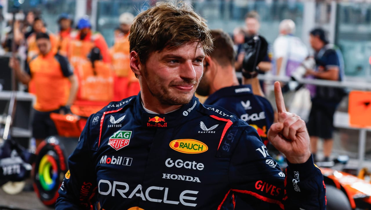El detalle de Verstappen con Tsunoda tras su octava 'pole position' del año