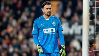 El motivo real del enfado de Dimitrievski con el Valencia 